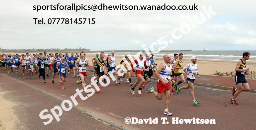 Sand Dancer Race, South Shields. Photo: David T. Hewitson/Sports for All Pics